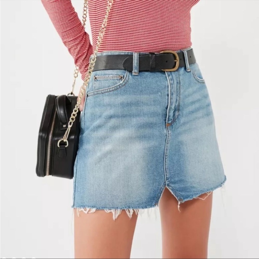 BDG Urban Outfitters notched denim skirt Size S